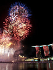 12月31日晚11点：新加坡