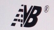 山寨横行 男子买回“AVB”误当“NB”运动鞋资讯搜索最新资讯爱奇艺