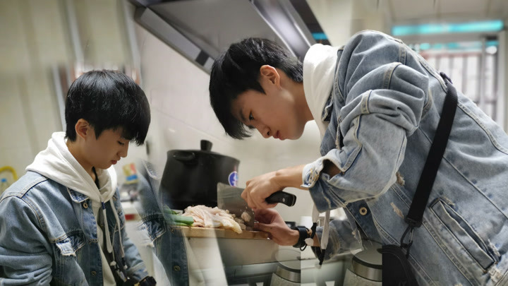 《苏豪同学》视频圈子-《苏豪同学》演员及剧情热门