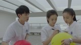 《小欢喜》方一凡三人一起放飞梦想气球 季杨杨玩赛车很酷