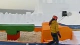 女选手又保住了一次机会 巾帼英雄不输给男人