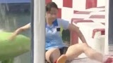 运动员遗憾落水 看来高手也有失误的时候