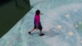 小哥哥通关丝毫不慌乱 为男生获得一分