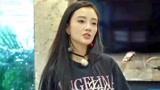 青春旅社：王嘉尔自制衣服，李小璐假装敷衍，不懂他的时尚美！