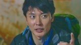 跟着贝尔去冒险：张丹峰徒手滑索道，竟毫不畏惧，真男人无疑了！