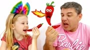 越看越搞笑，小萝莉和爸爸趣味美食大挑战！亲子游戏玩具儿童故事