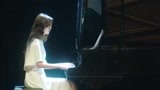 《嘉人本色》孙晓慧在迎新晚会上表演钢琴独奏 年孟宇自此一见倾心