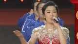 2020央视春晚：黄晓明唱《龙的传人》 凤凰传奇演绎《小苹果》