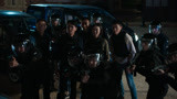 《刑警之海外行动》警察来到吴贺的藏身地 太霸气了