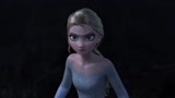 冰雪奇缘2：艾莎踏水成冰，变身冰雪女王，骑马救王国