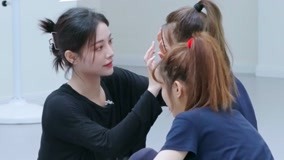 Watch the latest Liang Sen and Kiki Xu Getting Along Well with Trainees (2021) online with English subtitle for free English Subtitle