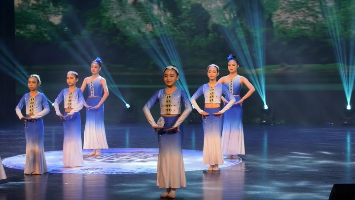 2021艺术校园·精彩中华·安徽《家住山水间》贝丽莎精品舞蹈