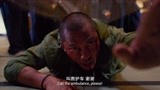 《唐探3》托尼贾单挑日本武士，被围殴到要叫救护车，笑死人