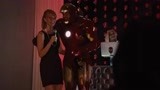 《钢铁侠2》：托尼膨胀过头，穿着装甲跳舞，太搞笑了！
