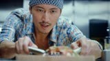 决战食神：大厨嘲讽谢霆锋，谢霆锋当场比拼厨艺，看呆了