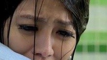 线上看 《光环之后》女主角假睫毛 可使淋浴变“喷泉” (2014) 带字幕 中文配音