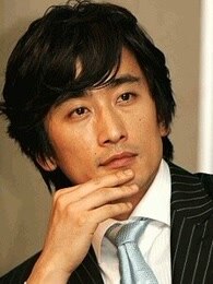 车仁表 韩国著名演员,出演过《白色之恋》,《火花》,《麻辣教师》,等