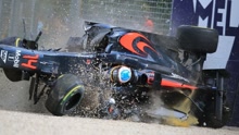 F1澳洲站梅奔逆转夺冠 维泰尔季军阿隆索撞车