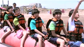 ดู ออนไลน์ TFBOYS偶像手记20140921预告 沙滩和美少年们 (2014) ซับไทย พากย์ ไทย