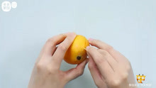 30秒快速剥芒果，1根牙签就搞定，比剥橘子皮还容易！