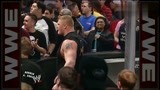 回顾WWE精彩赛事,布洛克在嚣张遇到他也怂,太霸气了！