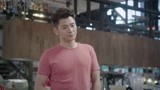 新万家灯火：男子送了这么多礼物，女子回应：对人脸识别不敏感