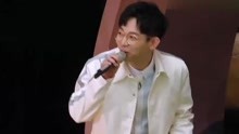 《奔跑吧3》胡夏&李晨 为表示真唱胡夏出场自带梗 太有心机了
