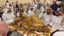 迪拜的土豪聚会吃什么？看到餐桌的瞬间，海鲜什么的弱爆了！