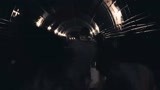 夺命地铁：地铁海底隧道进水，乘客下车逃命，结果全都触电了