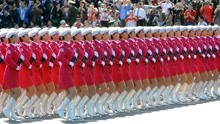 多国女兵方队的阅兵镜头对比，中国女兵的镜头让人倍感自豪！
