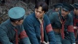 秋收起义：毛泽东拒绝担架，和战士同甘共苦，苏先俊却耍官威！