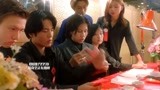赌侠1999：阿King和化骨龙厕所胖揍男子，还冤枉他简直笑喷了！