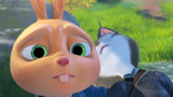 兔侠传奇：兔二救下牡丹，却被两米误会，咬住人尾巴不放！