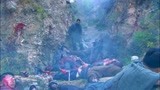 绝密任务：壮汉到峡谷收尸体，不料发现还有活口，被吓得瘫倒在地