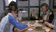 野鸭子：儿媳妇真懂事，吃饺子先给公婆和丈夫夹，最后才是自己！