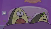 牛油果动画：爱娃睡着后放屁太臭，卡多被熏得睡不着了