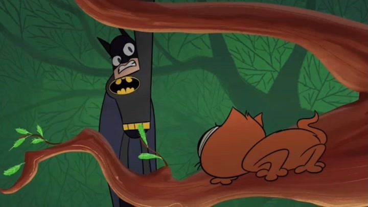 蝙蝠侠叫板一只橘猫，结果不到3秒钟，就败在锋利爪子下