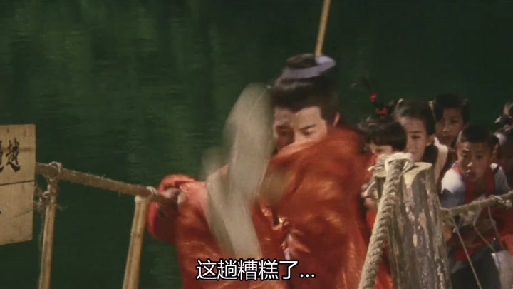 《少林小子（1984）》(1) | 李连杰给落水女孩吹气 却被一脚踹飞