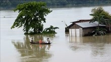 9万人离家避难，印度接连遭受极端天气袭扰，对中国也将造成影响