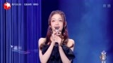容祖儿再唱经典《挥着翅膀的女孩》，让人的眼眶湿润丨我们的歌