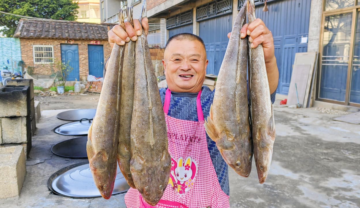 阿胖山身价图片