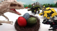 恐龙玩具和金刚恐龙保护恐龙蛋