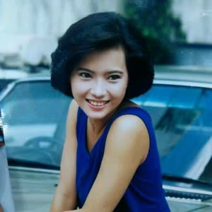 Kit Ying Lam